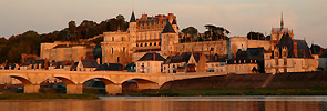 Loire Valley Castles Day Trip from Paris by Minibus